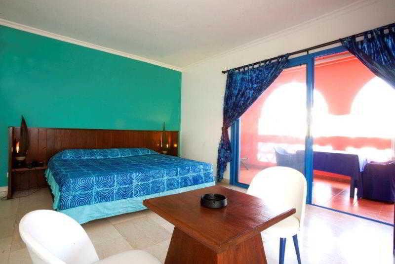 Hotel La Madrague Dakar Extérieur photo